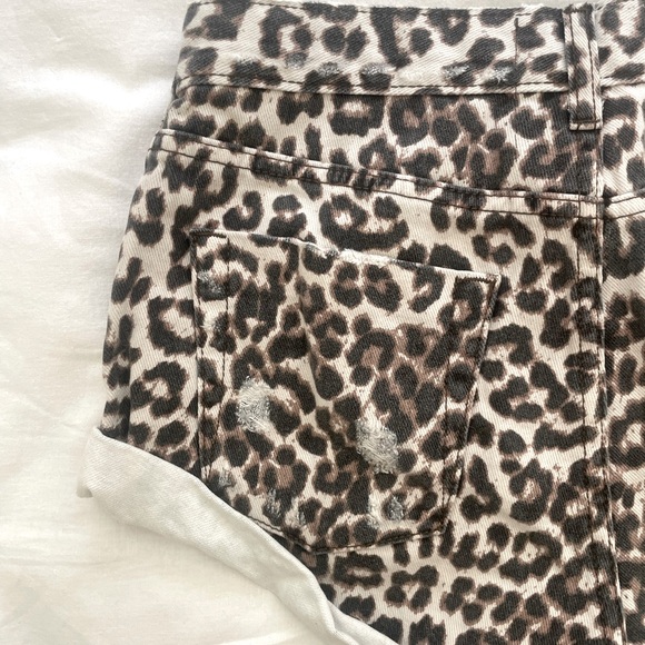 ONE teaspoon Animal Bandit Mid Waist Shorts - Picture 11 of 16